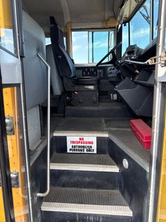 **Alternate Location** 2000 Thomas/Freightliner Diesel School Bus - Image 20