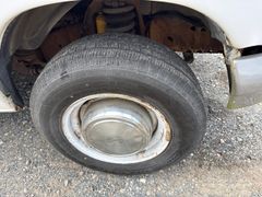 2001 Ford E-250 Cargo Van - Image 11