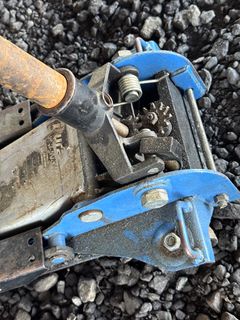 Duralast 1.5T Floor Jack - Image 5