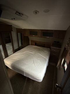 2017 Keystone Travel Trailer  - Image 11