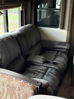 2017 Keystone Travel Trailer  - Image 37