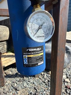 Metal Stand with Air Regulator  - Image 3