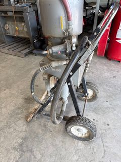 Graco Industrial Paint Sprayer  - Image 6