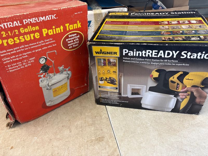 Central Pneumatic Paint pressure Tank and Paint Ready Station  - Image 1