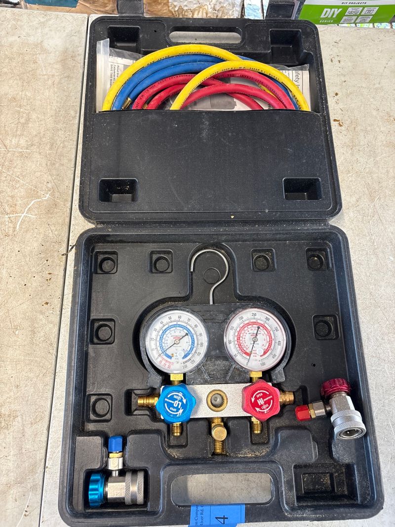 A/C Manifold in Case  - Image 1