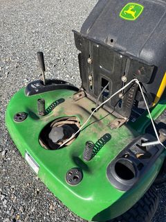 John Deere Riding Mower - Image 5