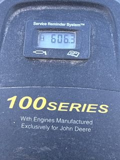 John Deere Riding Mower - Image 9