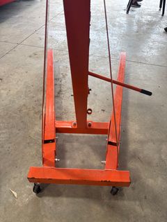 Vevor Engine Hoist - Image 5