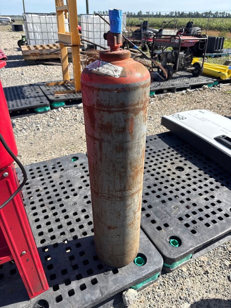 Acetylene Tank - Image 1