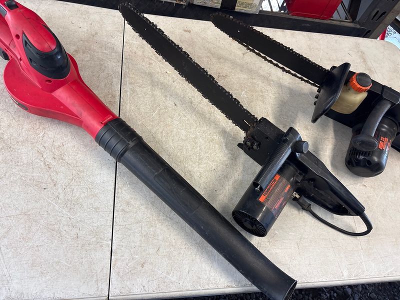 Yard Tools  - Image 1
