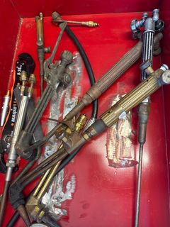Milwaukee Metal Case With Cutting Torches And More  - Image 4