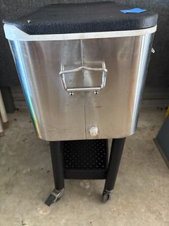 Rolling Beverage Cooler  - Image 3
