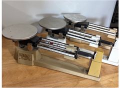O�Haus 700/800 Triple Beam Scales  - Image 3