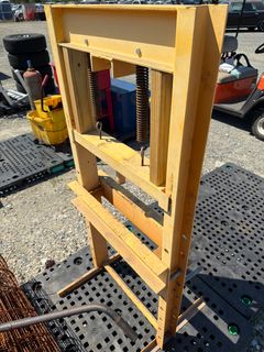 Hydraulic Shop Press - Image 3