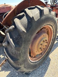 Massey-Ferguson 253 Tractor - Image 12