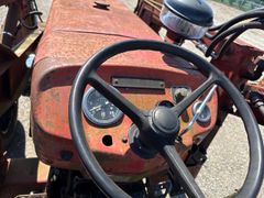 Massey-Ferguson 253 Tractor - Image 9