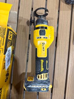 XR 20V Lithium-Ion Cordless Rotary Drywall Cut-Out Tool (Tool Only) - Image 5