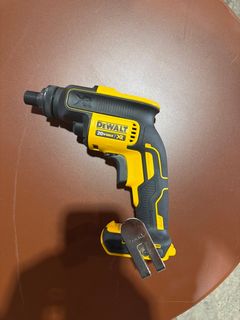 20V MAX XR Cordless Brushless Drywall Screw Gun Threaded Clutch Housing (Tool Only) - Image 4