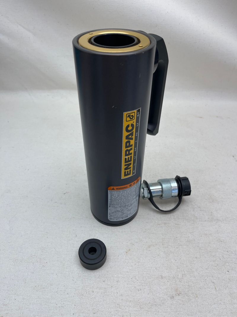 20ton Enerpac Rac206 Cylinder Missing Set Screw - Image 1
