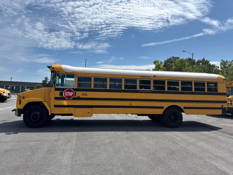 2000 Thomas/Freightliner Diesel School Bus
