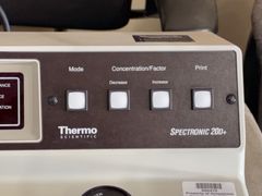 Thermo Fisher Spectrophotometers - Image 4