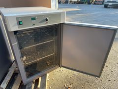 SHEL LAB Biohazard Incubator - Image 3