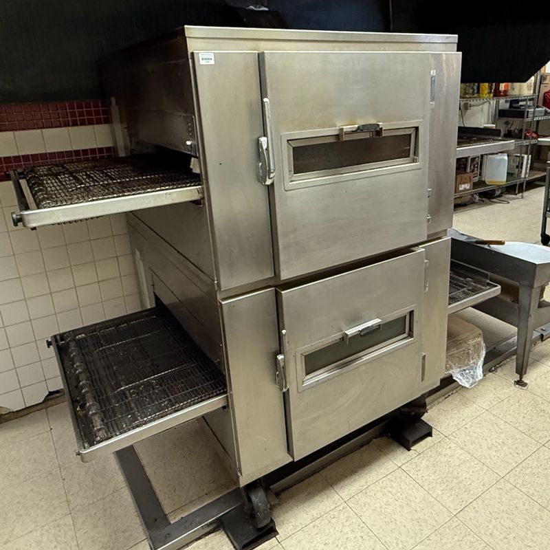 Pizza & Sandwich Shop: Lincoln Two Deck Conveyor Pizza Oven Auction. Burtonsville Md banner