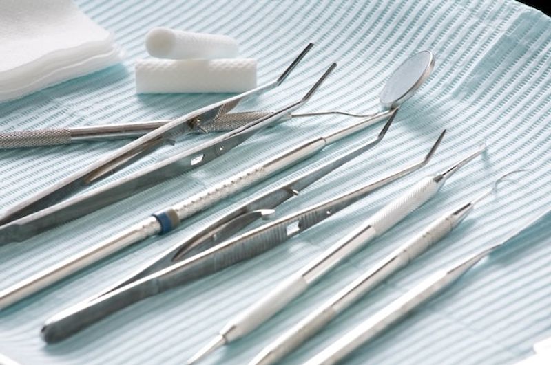 Ending Instruments Dental High End Instruments & Vintage Equipment Auction. Landover MD