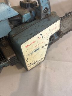 Homelite XL-12 Gas-Powered Chainsaw with Guide Bar - Image 3