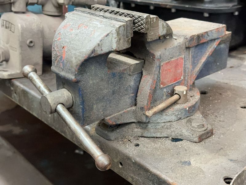 Bench Vise Cast Iron - Image 1