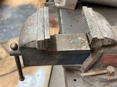 Bench Vise Cast Iron - Image 3