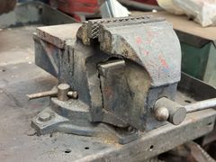 Bench Vise Cast Iron - Image 4