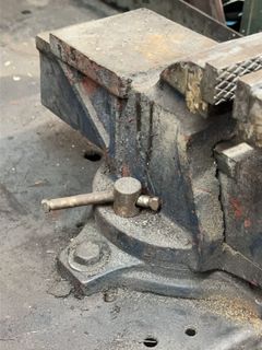 Bench Vise Cast Iron - Image 5