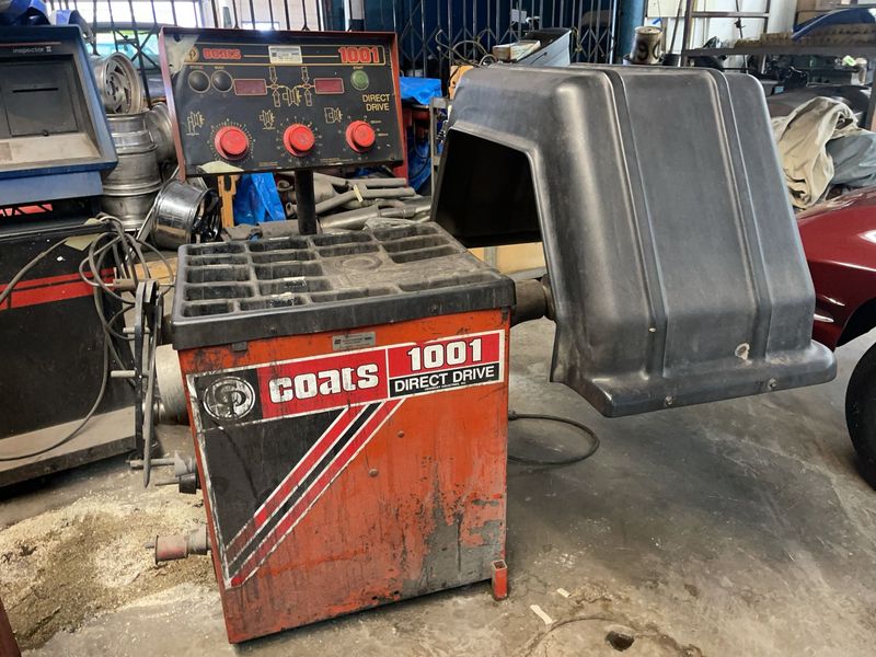 Coats 1001 Tire Balancer - Image 1