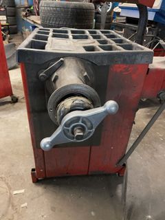 Coats 1001 Tire Balancer - Image 10