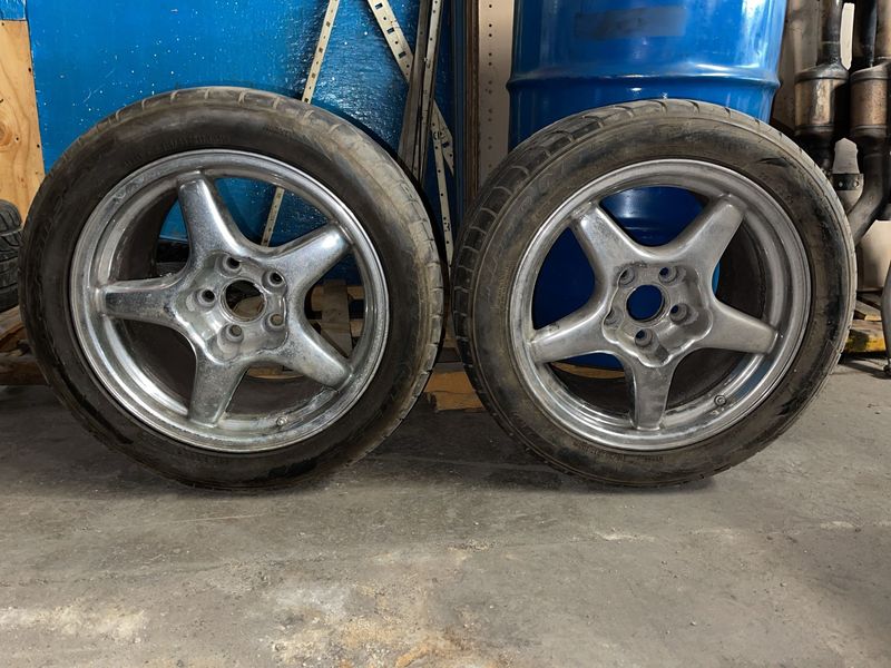 Set 2 17in Alloy Wheels - Image 1