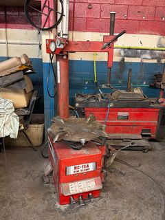 Coats RC-15A Tire Changer - Image 1