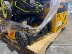 DEWALT21 in. 150cc Briggs and Stratton 625ex Engine Rear Wheel Drive 2-in-1 Gas Self Propelled Walk Behind Lawn Mower - Image 3
