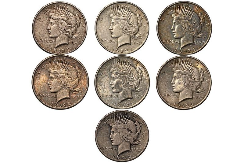 1922 Peace Dollars  - Image 1