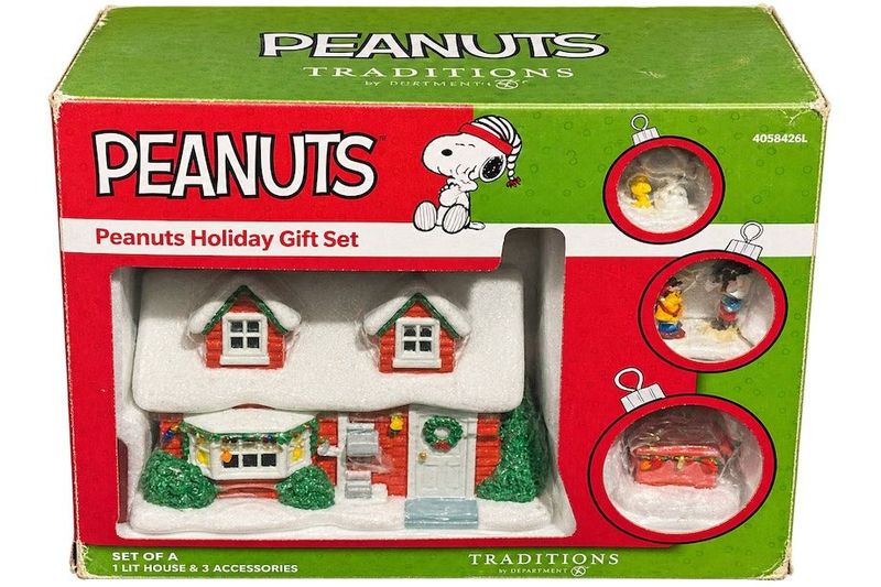 Peanuts Traditons By Department 56 Holiday Gift Set