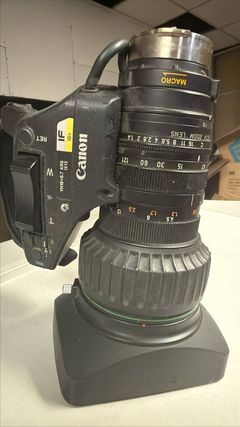 Canon YH18x6.7 KRS IX12 Broadcast Zoom Lens - Image 3