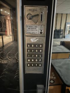 Automatic Products Vending Machine with TRC-6000 - Image 2