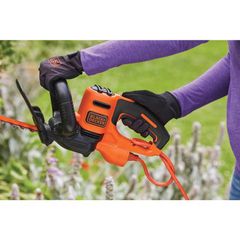 22 in. 4.0 Amp Corded Electric Hedge Trimmer - Image 4