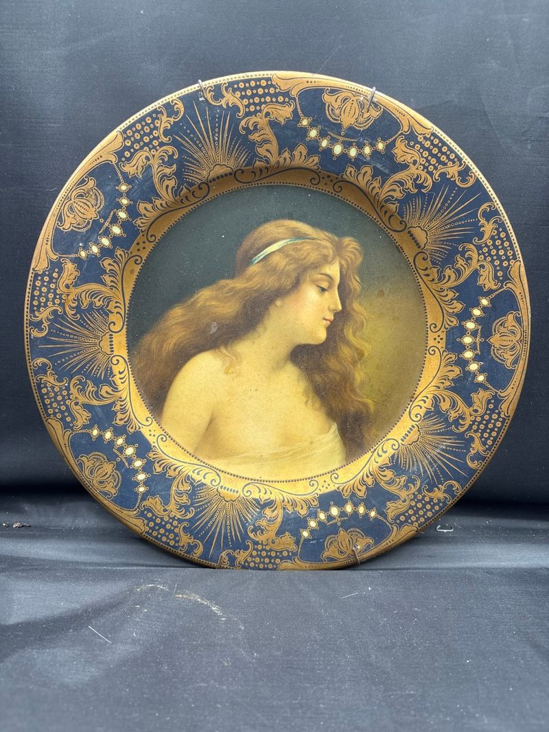 Antique 1905 Vienna Art Plate Anheuser Busch Malt Nutrine Tin Tray