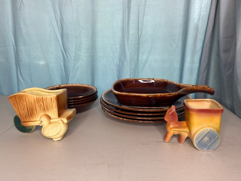 Hull Pottery Brown Drip Glaze Tableware and Ceramic Novelty Planters