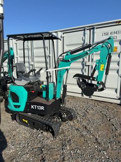2026 Tracked Excavator with Manual Thumb, 420 cc - Image 5