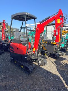2026 Tracked Excavator with Manual Thumb, 750cc - Image 2