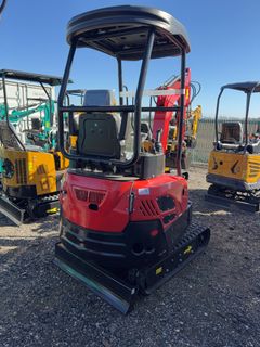 2026 Tracked Excavator with Manual Thumb, 750cc - Image 5