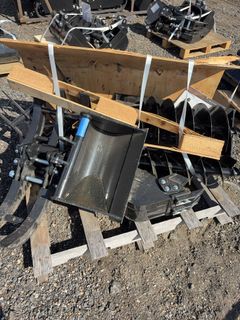 AGT Mini Excavator 9 Piece Attachment Set - Image 2