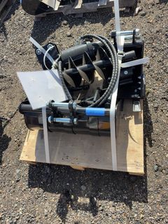 AGT Mini Excavator 6 Piece Attachment Set - Image 5